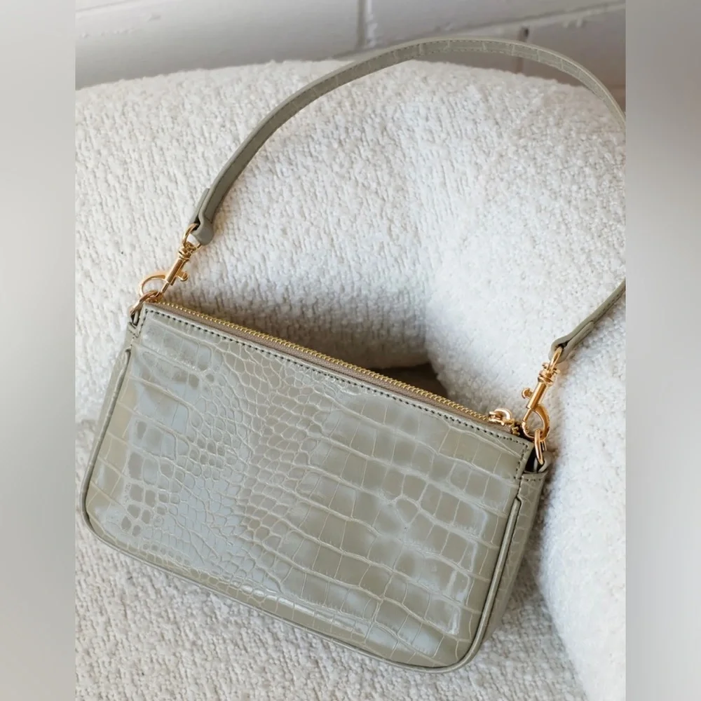 BILLINI CINDY SHOULDER BAG - Picture 1 of 2